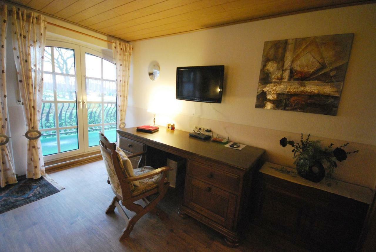 Ferienwohnung -Am Kanal- Nordgeorgsfehn Buitenkant foto